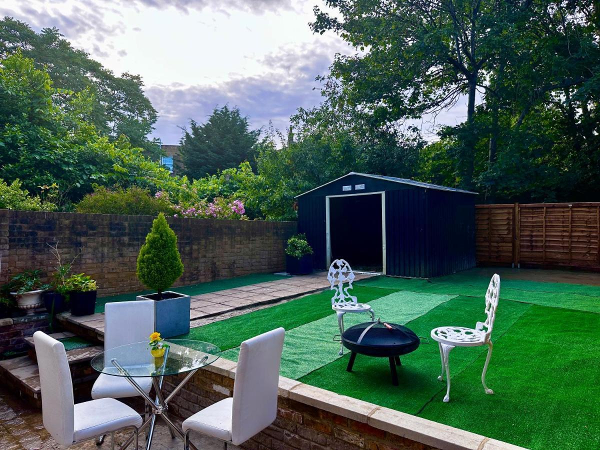 Charming 4 Bedrooms House With Garden In Heart Of London Camden Bagian luar foto
