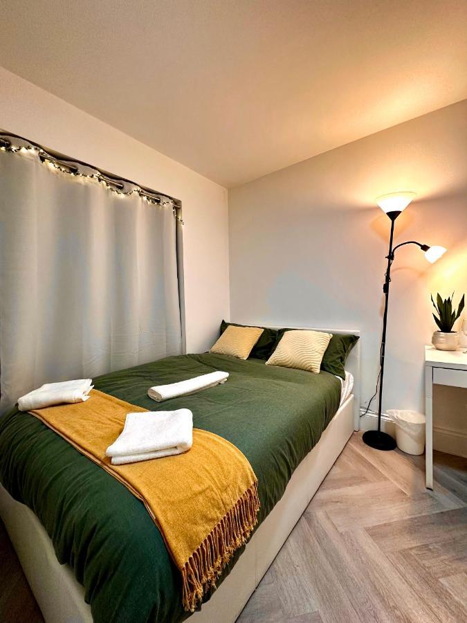 Charming 4 Bedrooms House With Garden In Heart Of London Camden Bagian luar foto