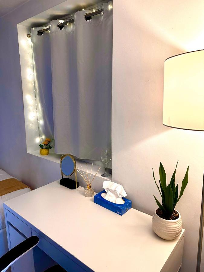 Charming 4 Bedrooms House With Garden In Heart Of London Camden Bagian luar foto